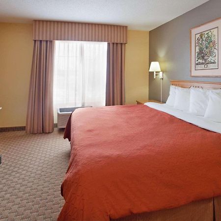 Country Inn & Suites By Radisson, Bloomington-Normal West, Il Luaran gambar